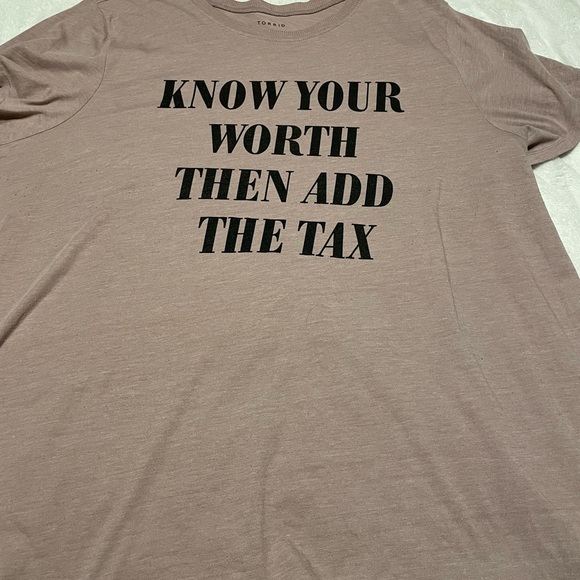 Torrid Mauve Graphic Tee - Picture 6 of 10